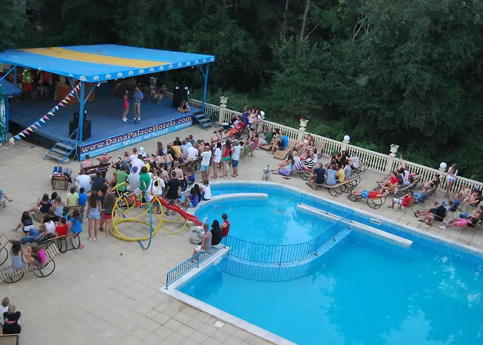 Dana Palace ホテル