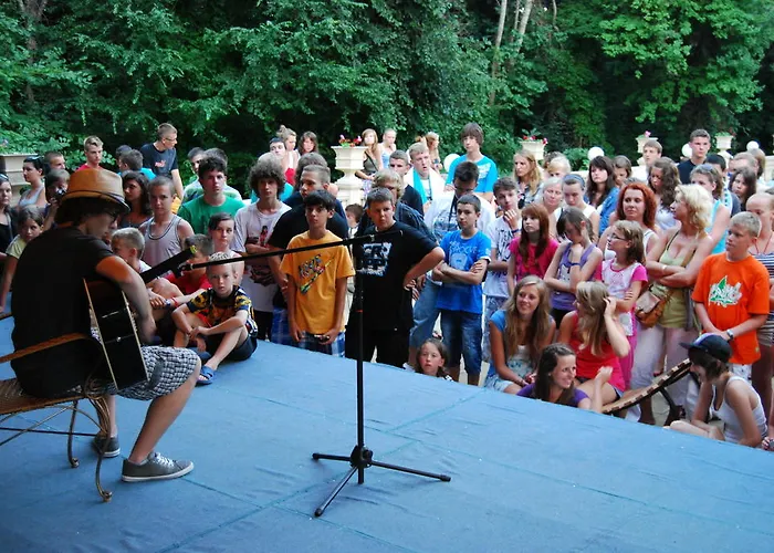 ホテル Dana Palace 3*